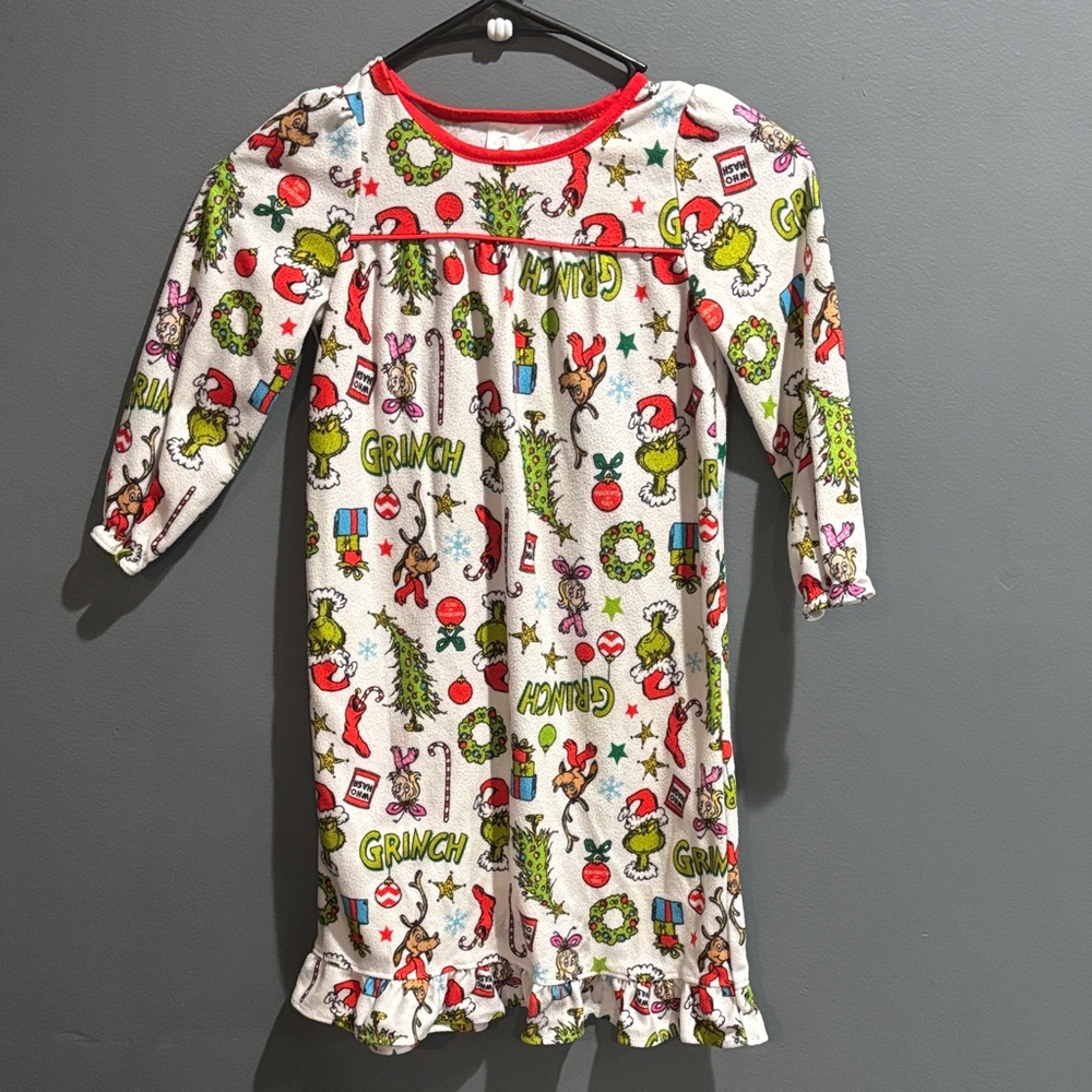 Dr. Seuss Grinch Patterned Kids Nightgown